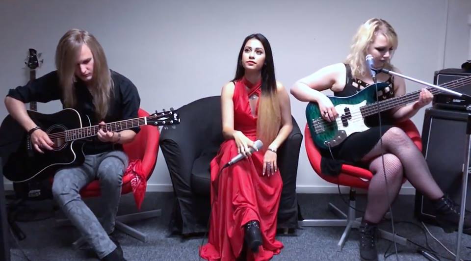 Avalinity – “Longing” (Christmas Gift release)